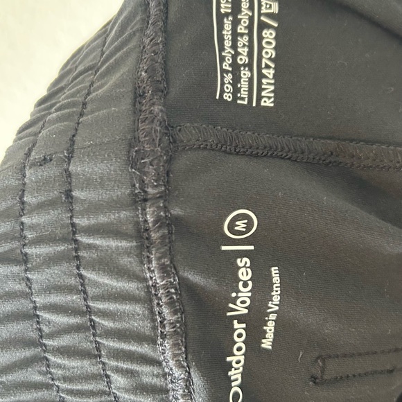 Outdoor Voices‎ Men's Black CloudKnit 7" Short SZ M - Picture 6 of 6